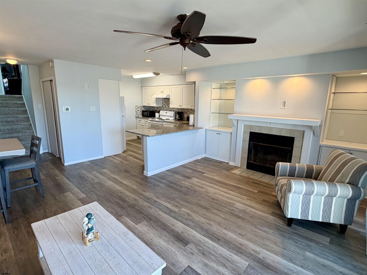 1208 Harbour Cv S #1208 - Photo 5 of 19