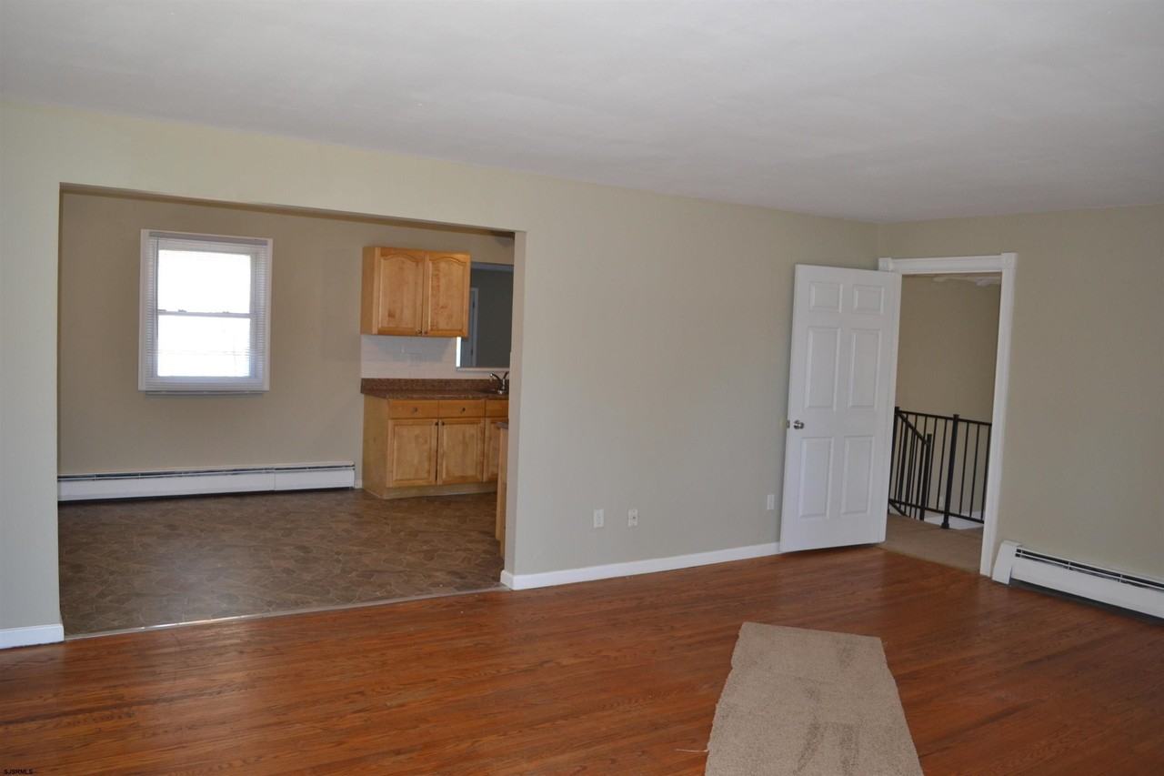609 Seminole Ave - Photo 4 of 31