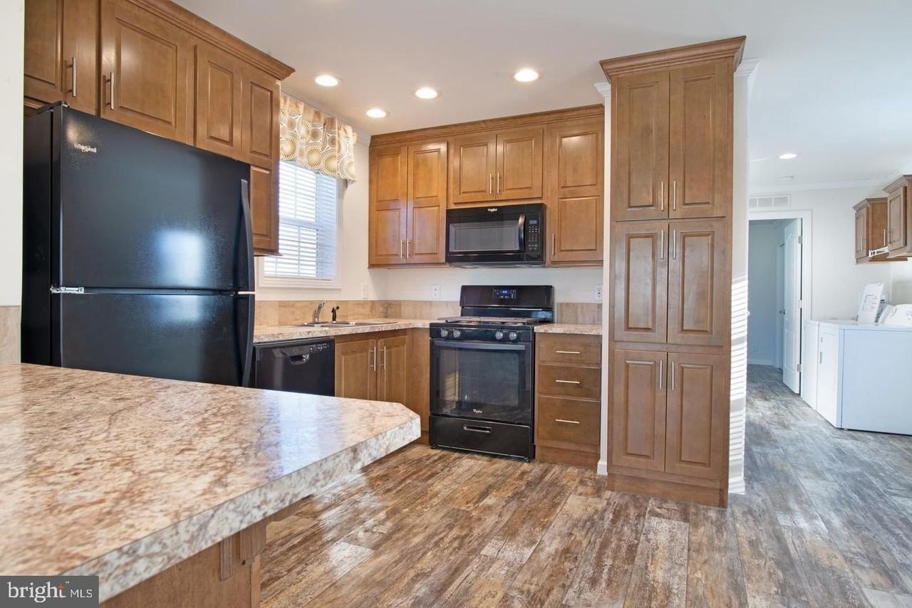 53 Marshview Dr - Photo 6 of 14
