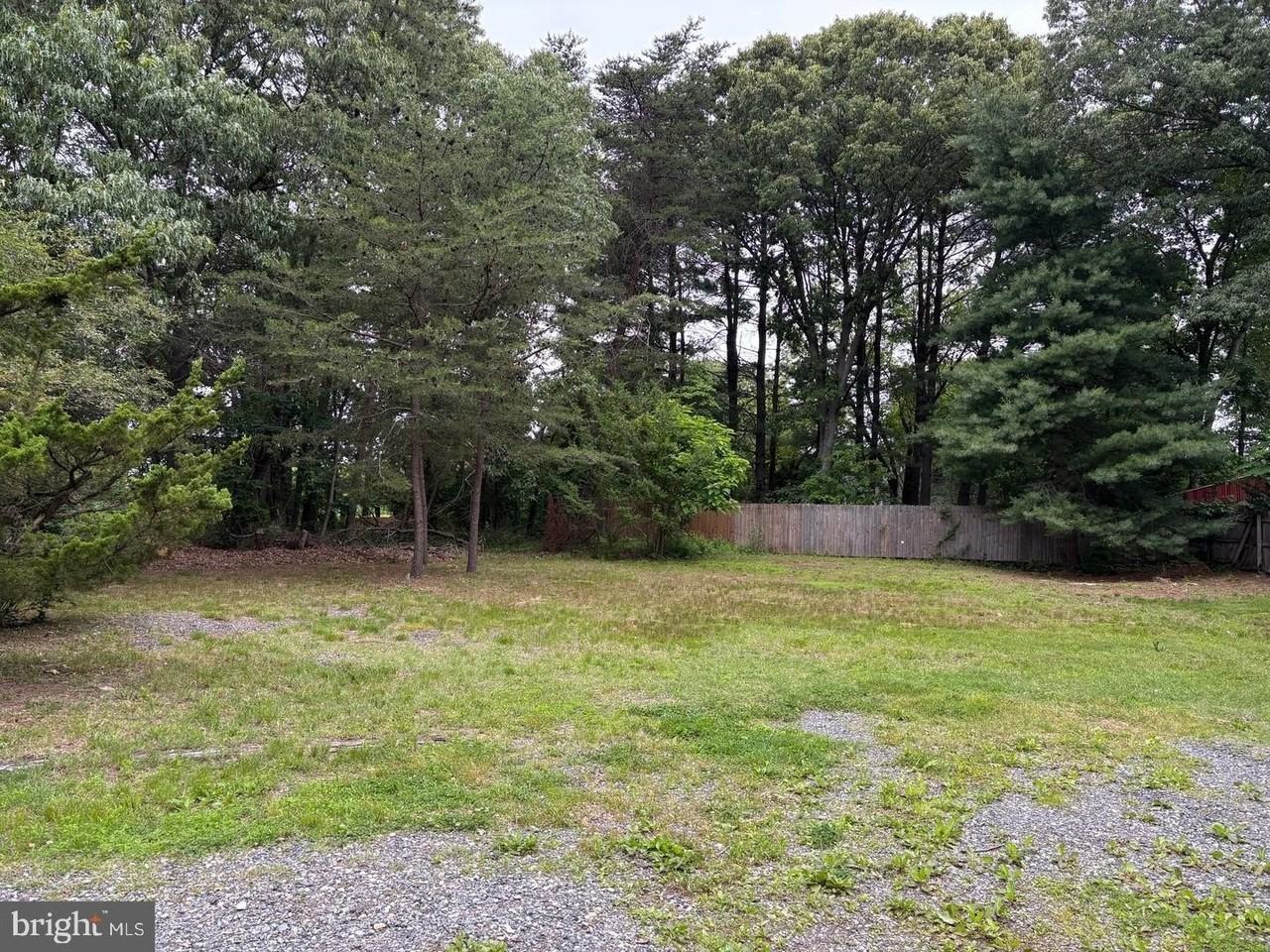 7687 Sandy Farm Rd - Photo 3 of 16