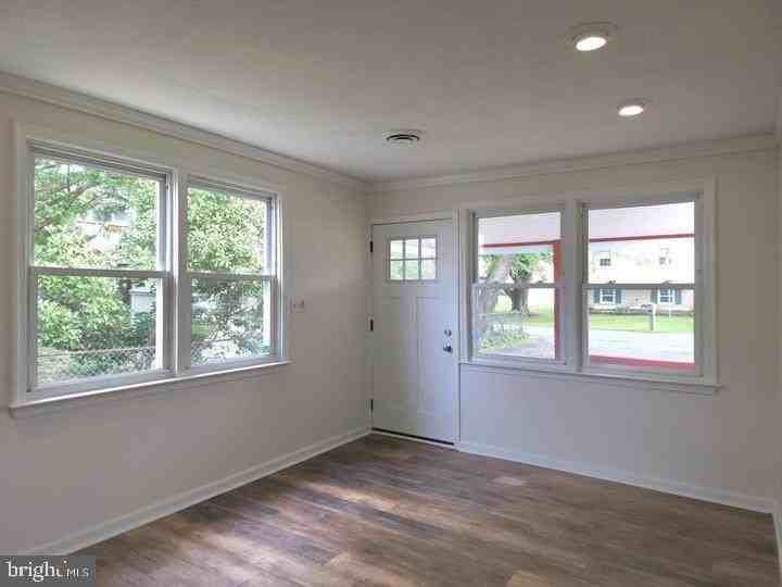 1426 Pine Whiff Ave - Photo 4 of 24