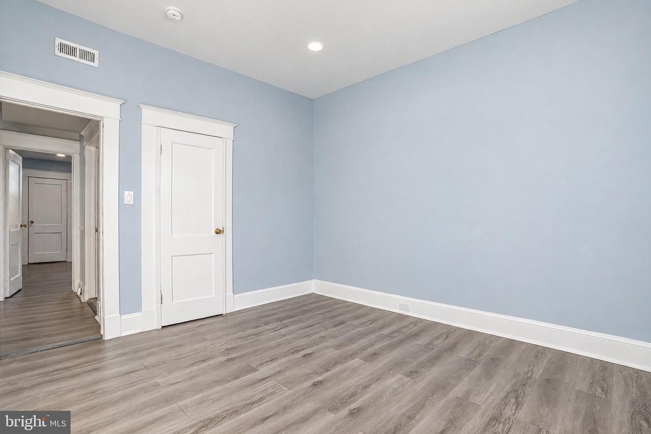 2456 Keyworth Ave #2 - Photo 7 of 20