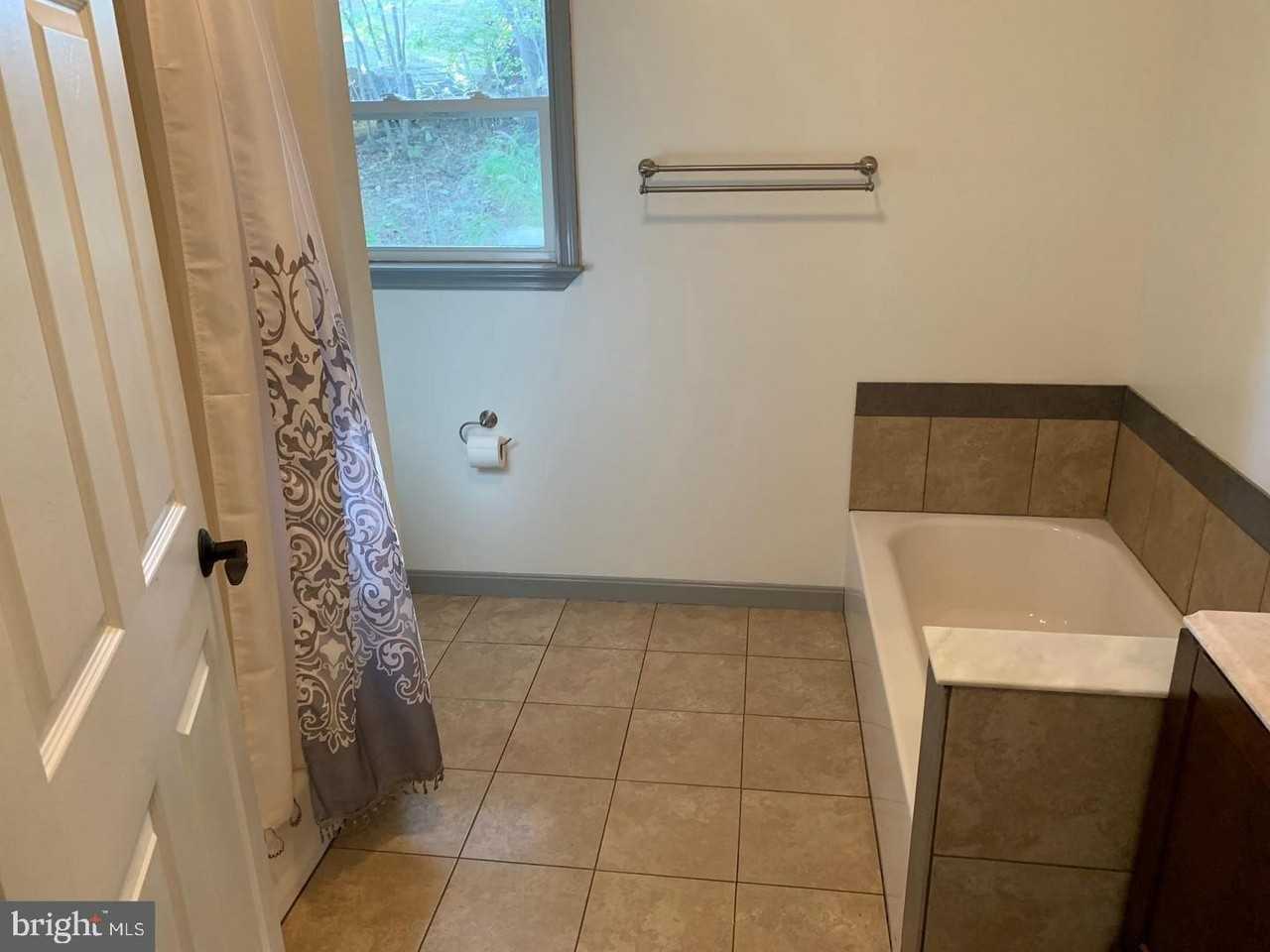 3321 Rocks Chrome Hill Rd - Photo 6 of 10