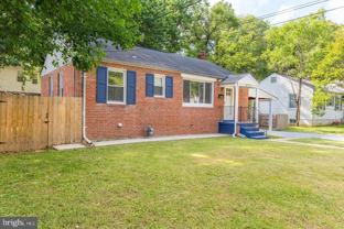 9712 51st Ave - Photo 1 of 1