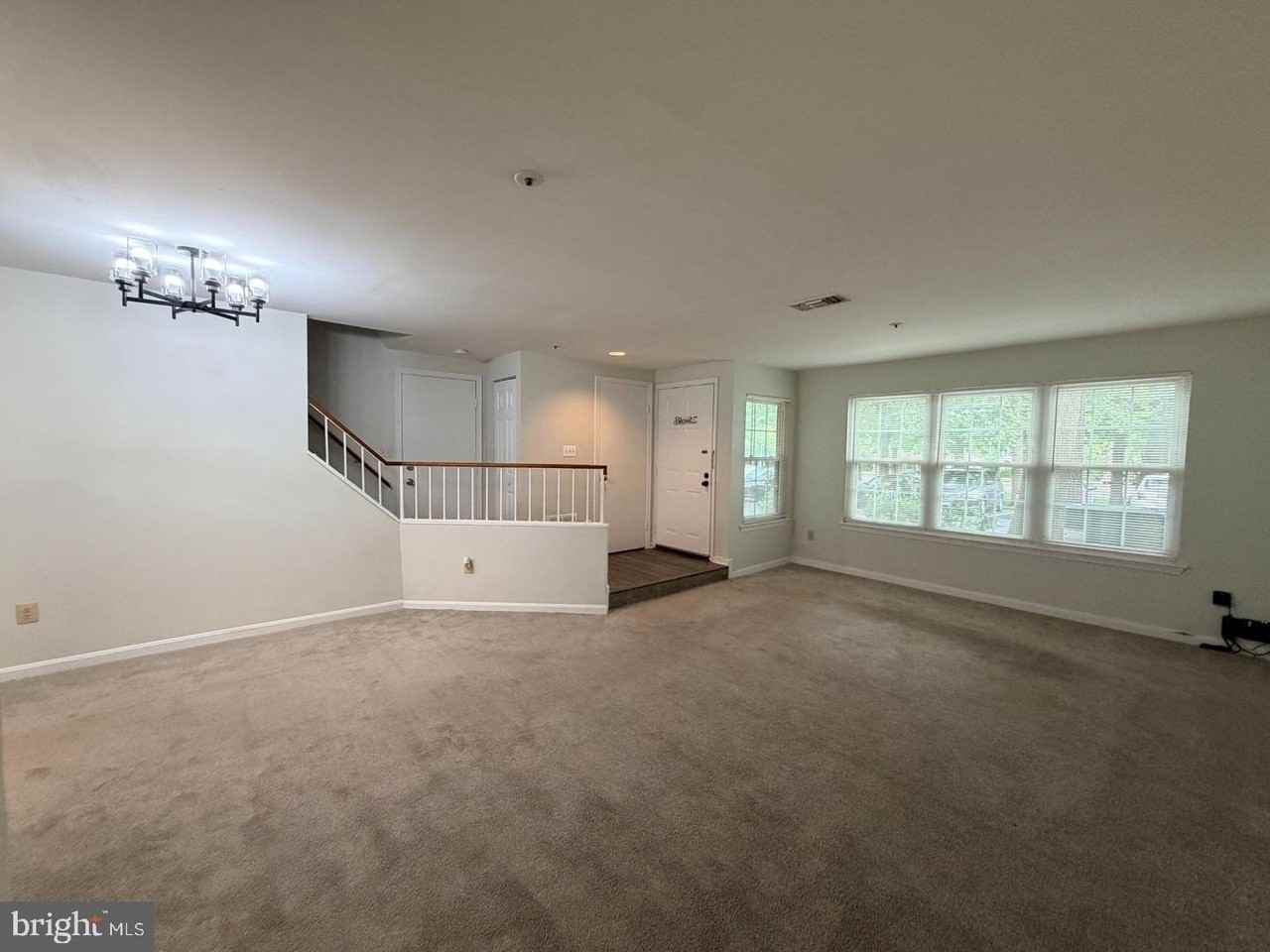 4834 Brookstone Ter #10 - Photo 4 of 36