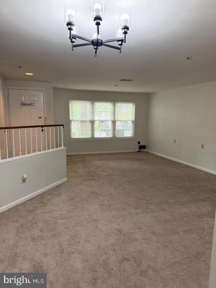 4834 Brookstone Ter #10 - Photo 6 of 36