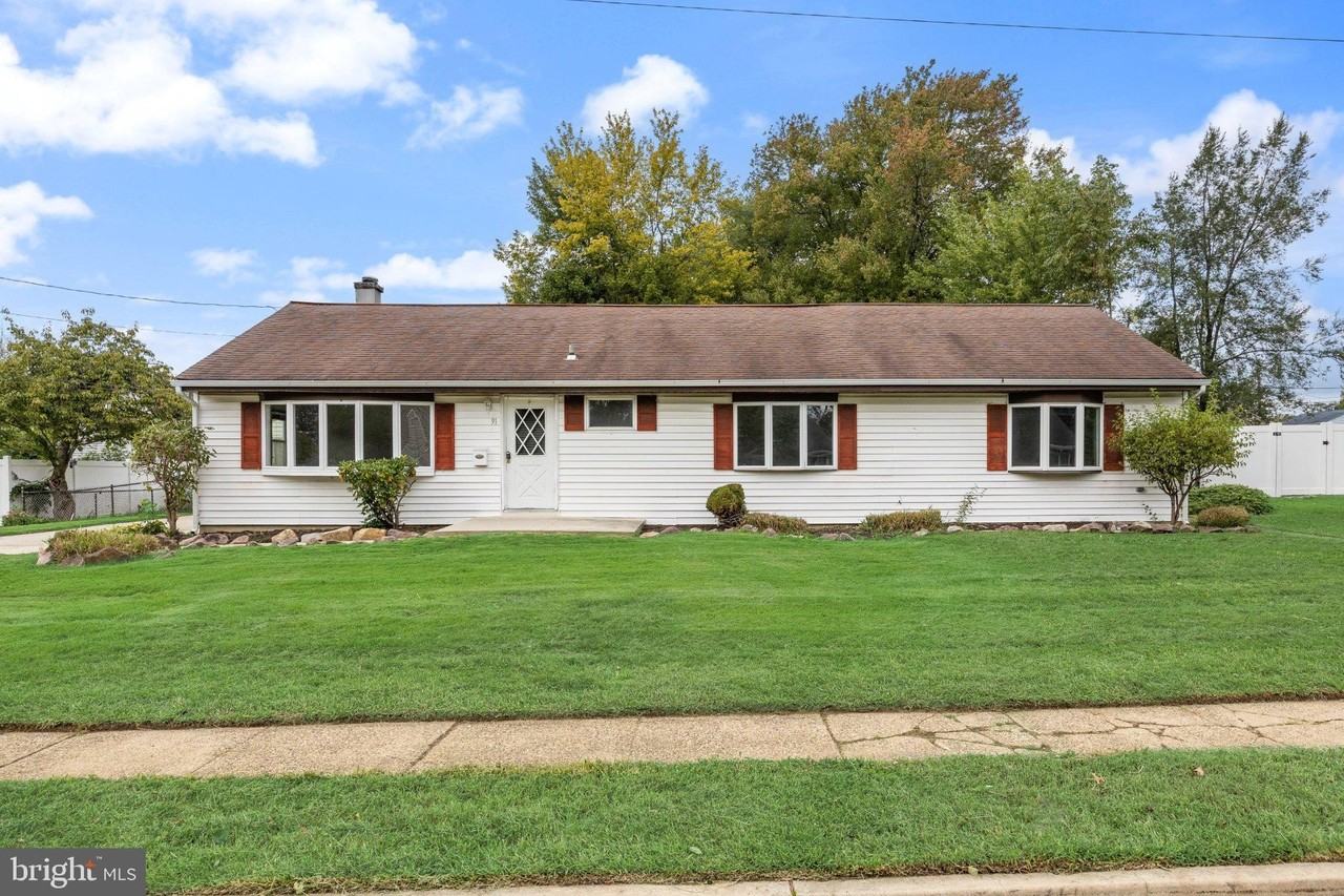 91 Baker Blvd - Photo 2 of 29