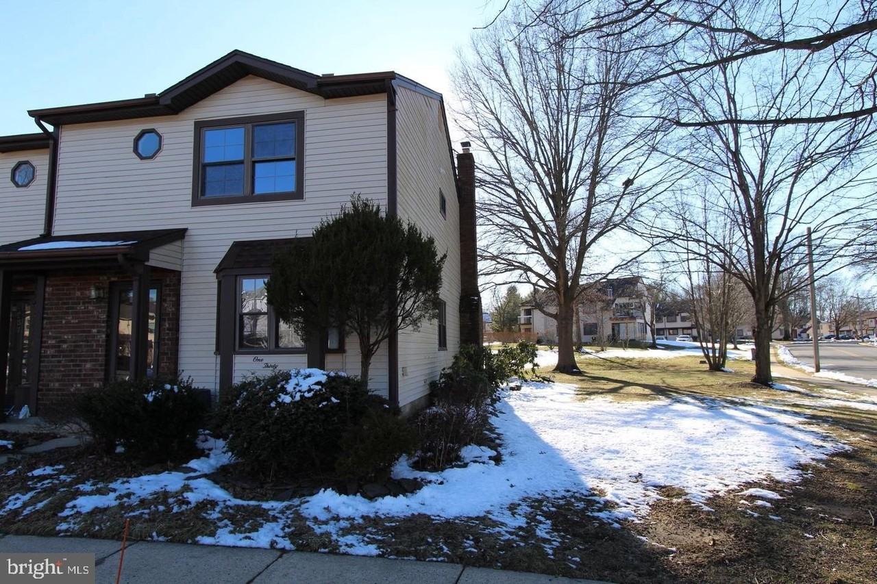 138 Leah Ct - Photo 4 of 38