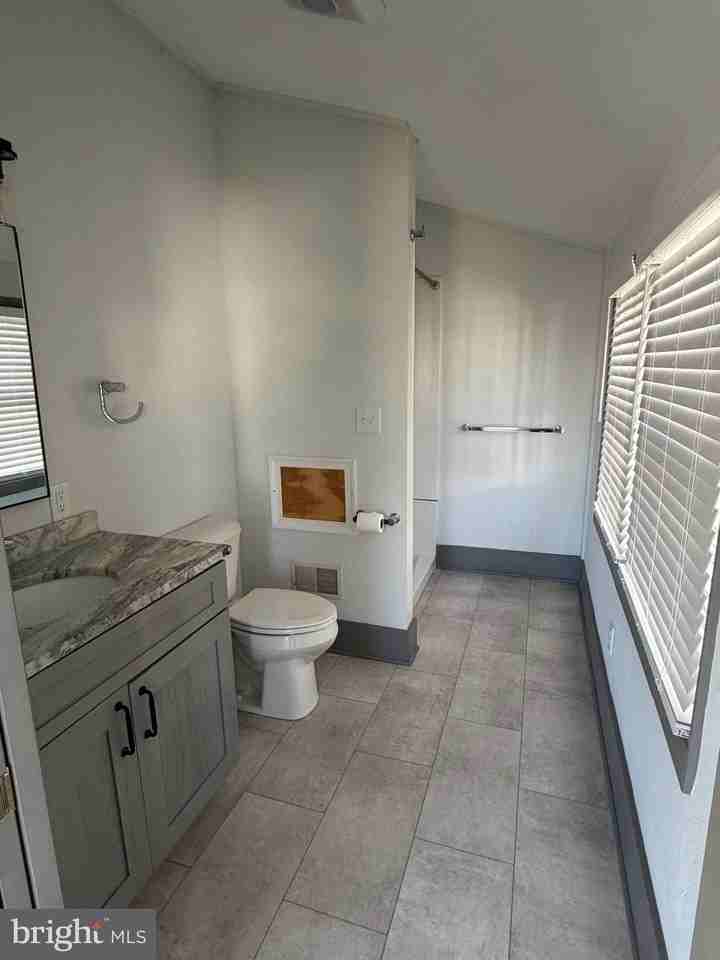 137 N Stratton St - Photo 7 of 11
