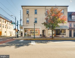 featured image of 302 W Main St Apt 6 #Apt 6