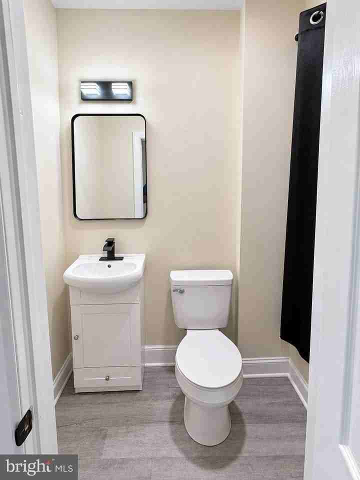 542 S 9th St - Photo 4 of 10