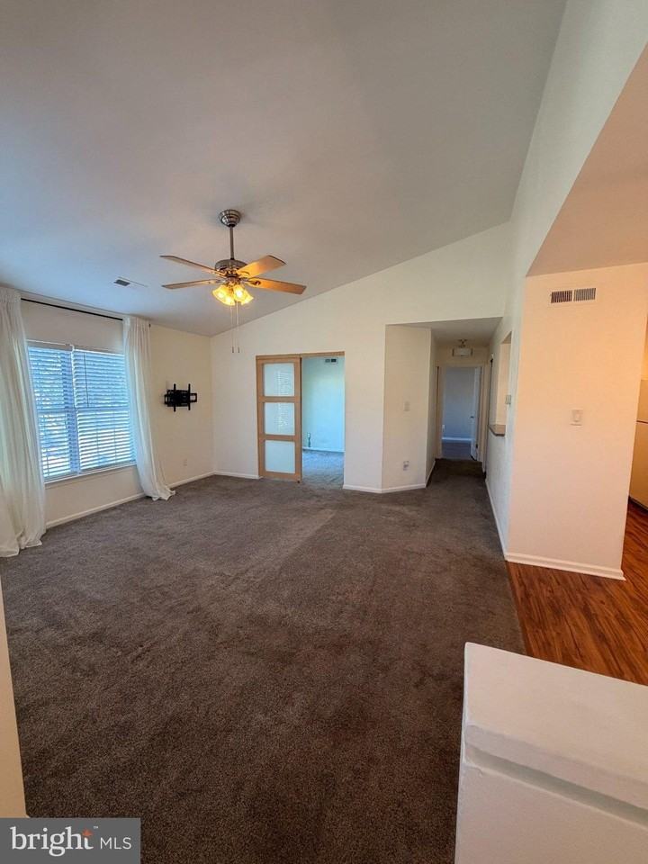 3505 Bennett Pl - Photo 2 of 8