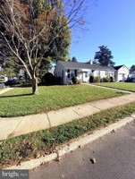 featured image of 2615 Fernwood Ave