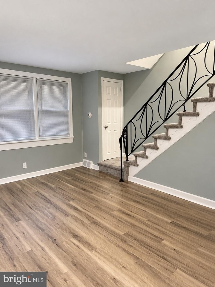 4715 Ashville St - Photo 3 of 20
