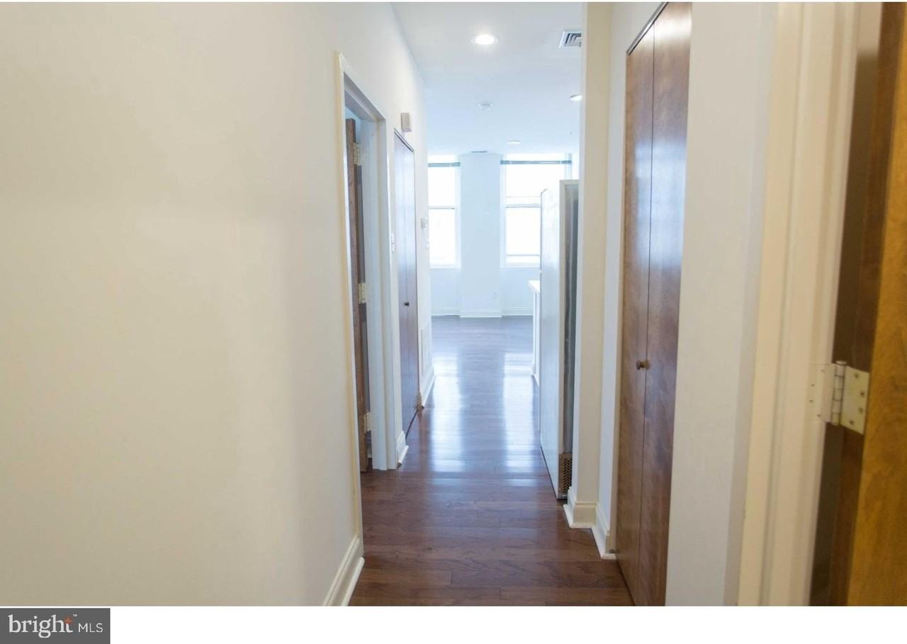 1600 Walnut St Ste 1 #1101 - Photo 6 of 23