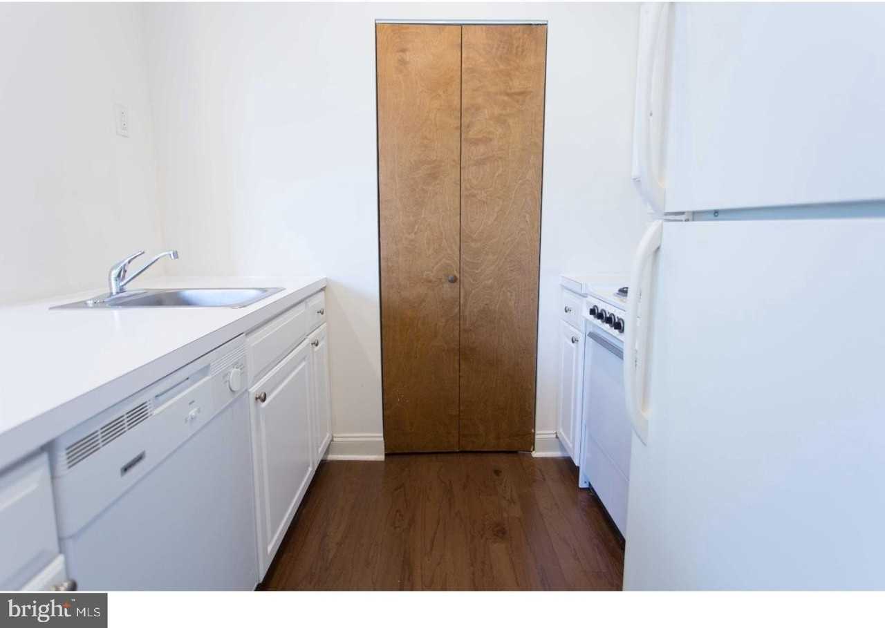 1600 Walnut St Ste 1 #1101 - Photo 7 of 23