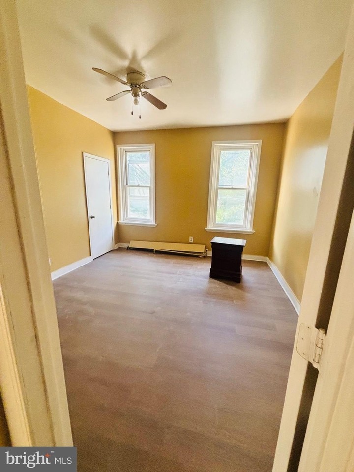 2911 N 9th St - Photo 7 of 13