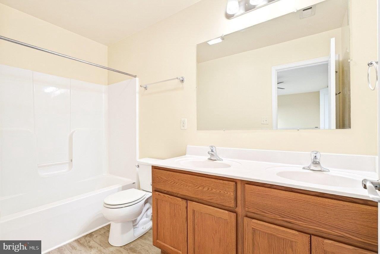 520 Hotchkiss Dr - Photo 6 of 25