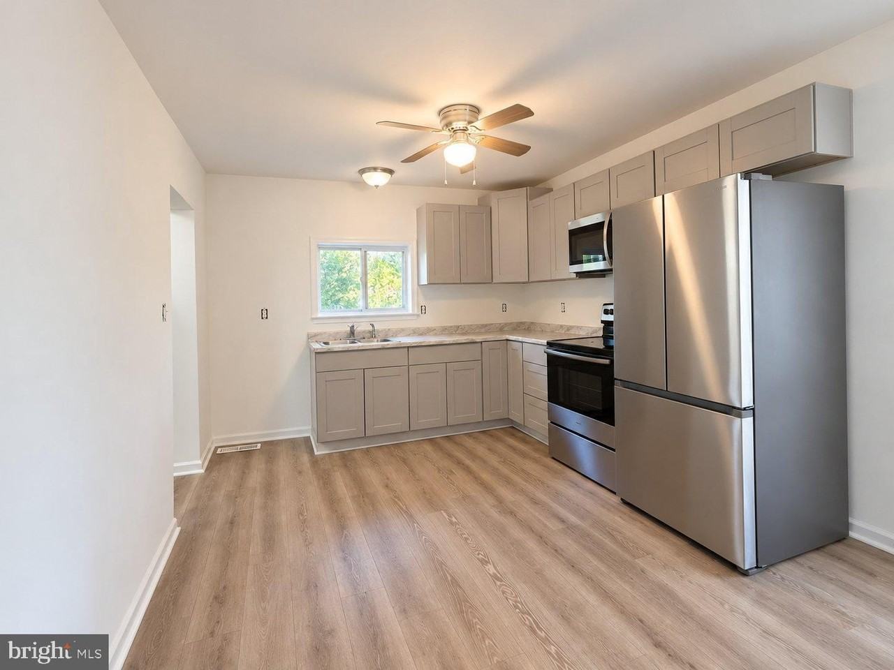 6614 Partlow Rd - Photo 2 of 11