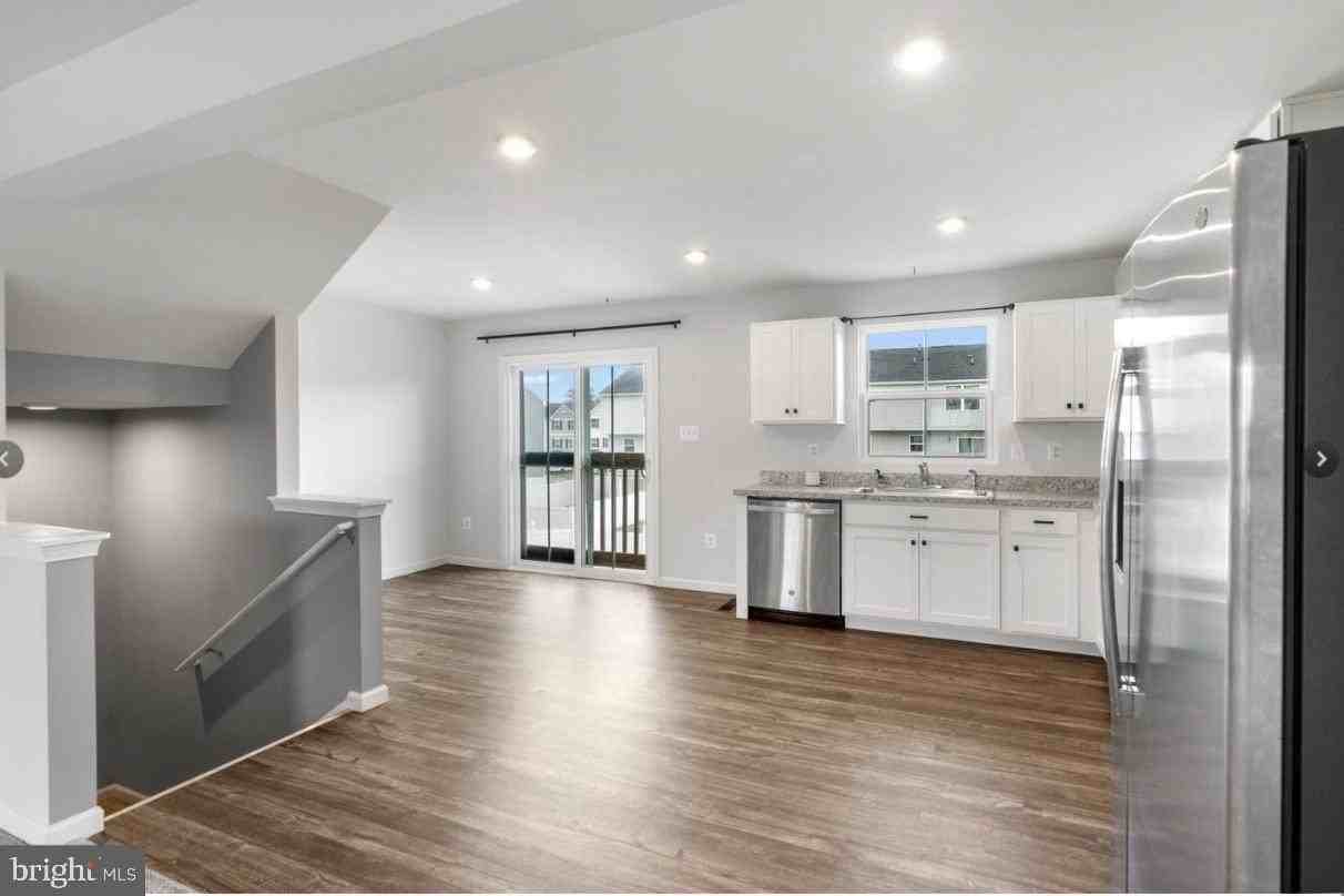 133 Rhea Dr - Photo 2 of 5