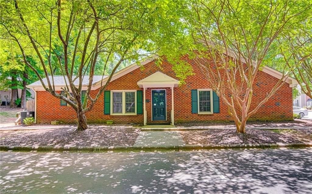 4639 Lawndale Dr - Photo 2 of 22
