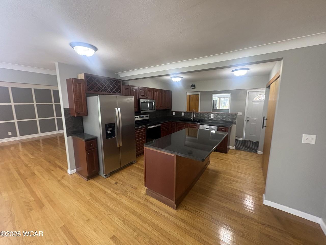 2611 Wendell Ave - Photo 5 of 20