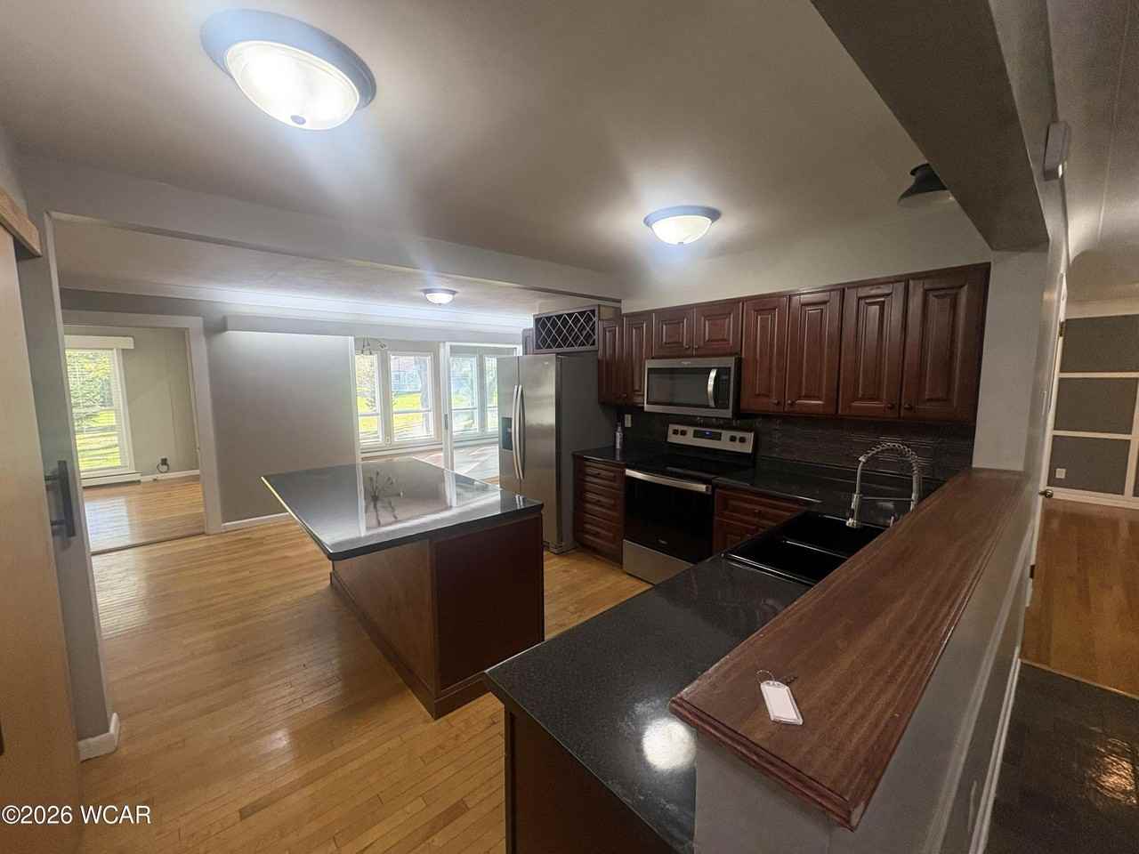 2611 Wendell Ave - Photo 6 of 20