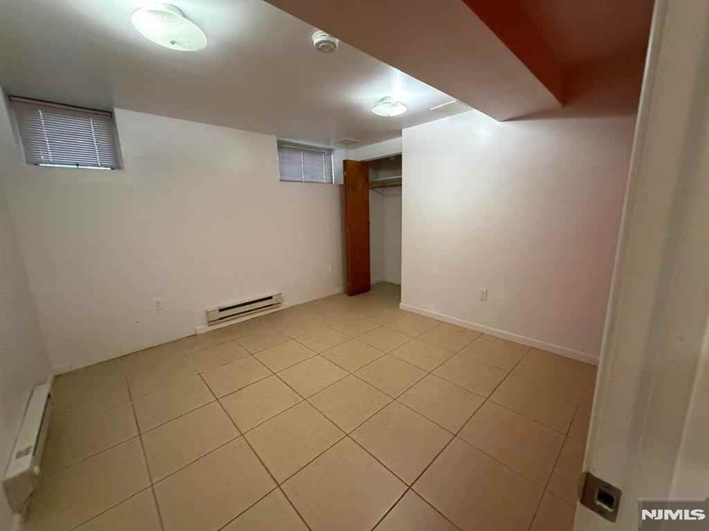 42 Liberty St - Photo 5 of 7