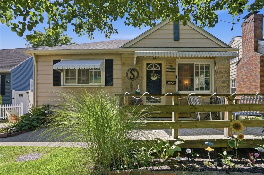 2847 White Oak Dr - Photo 3 of 44