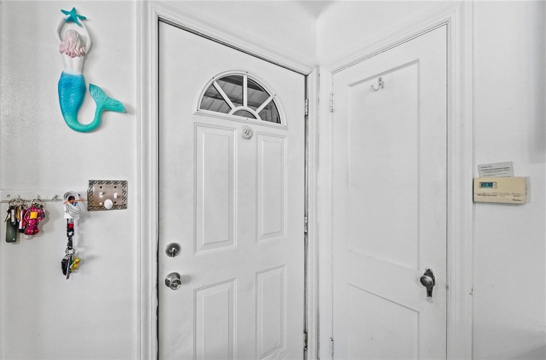 2847 White Oak Dr - Photo 6 of 44