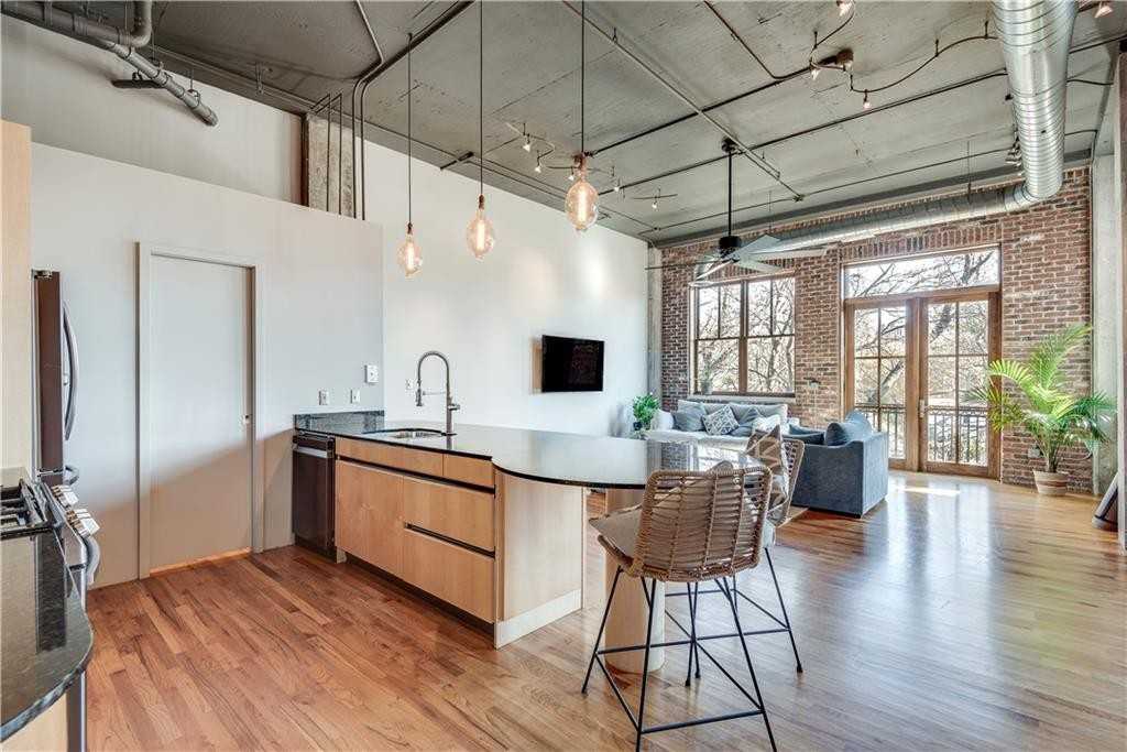 3235 Roswell Rd Ne ##709 - Photo 5 of 17