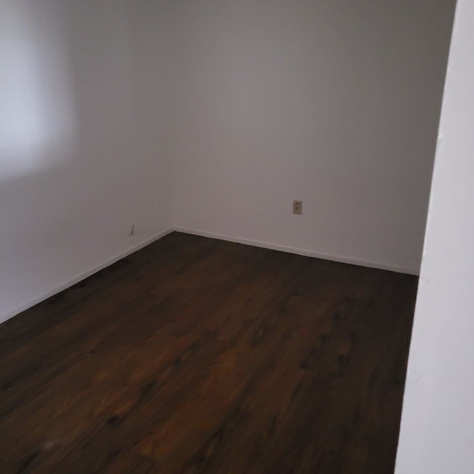 800 Park Avenue #837 - Photo 3 of 11