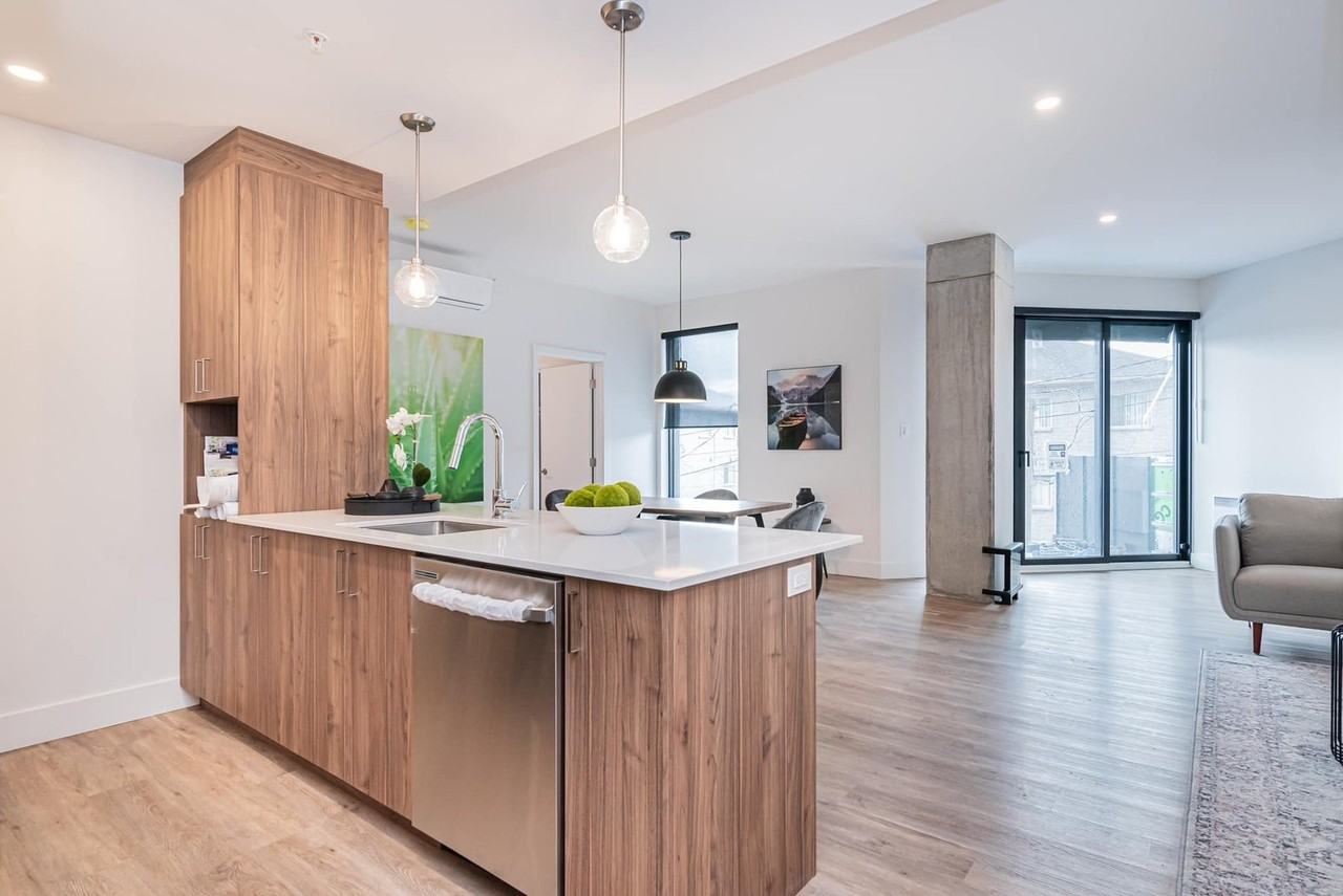 1700 Boulevard Angrignon - Photo 3 of 25