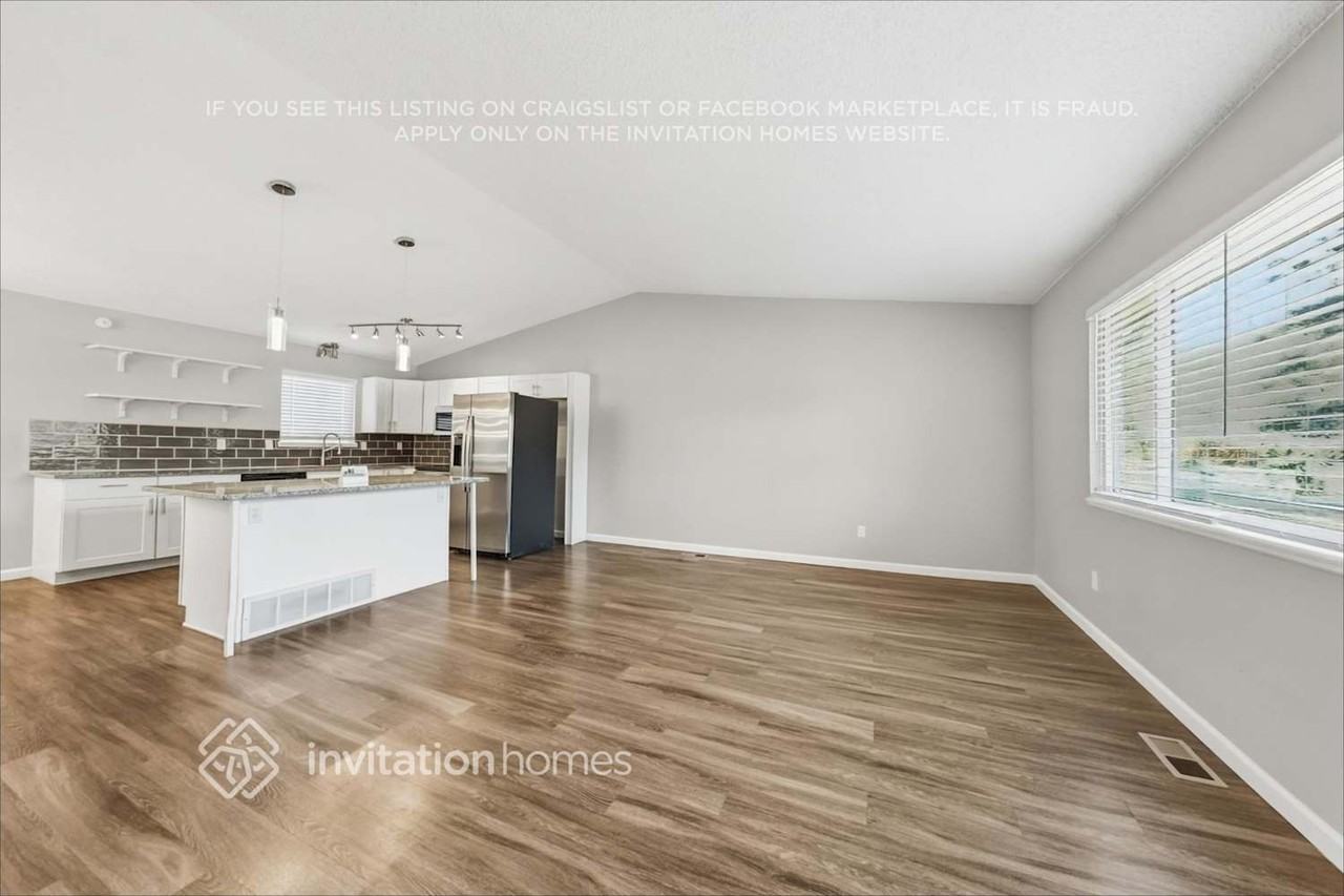 3819 Glenhurst St - Photo 7 of 21