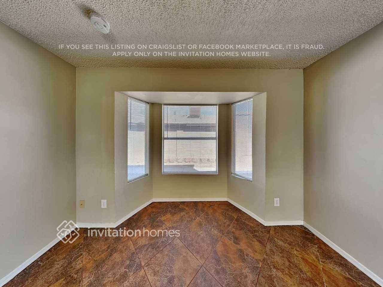 19818 N 8th Pl - Photo 6 of 24