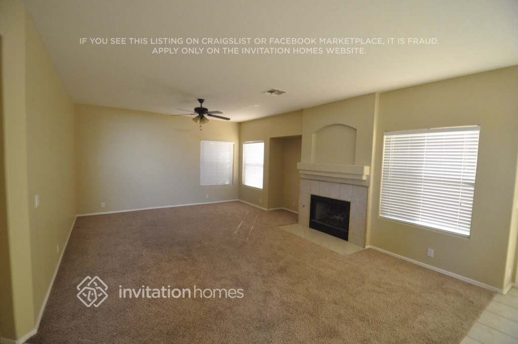 62 N Sandstone St - Photo 2 of 12