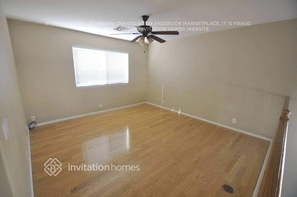 62 N Sandstone St - Photo 5 of 12