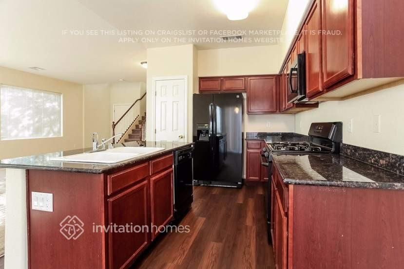 9536 Gibbon Ave - Photo 6 of 23