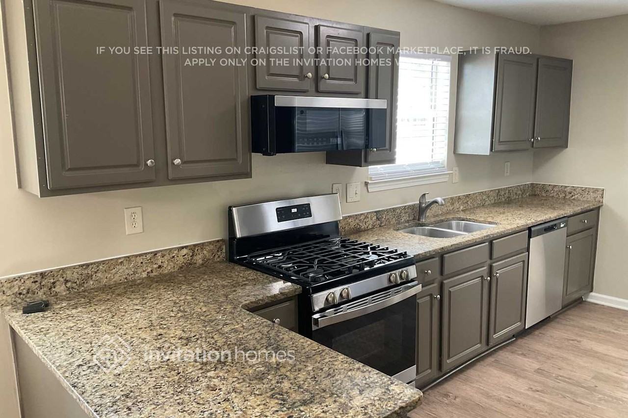 572 Lakewater View Dr - Photo 5 of 14