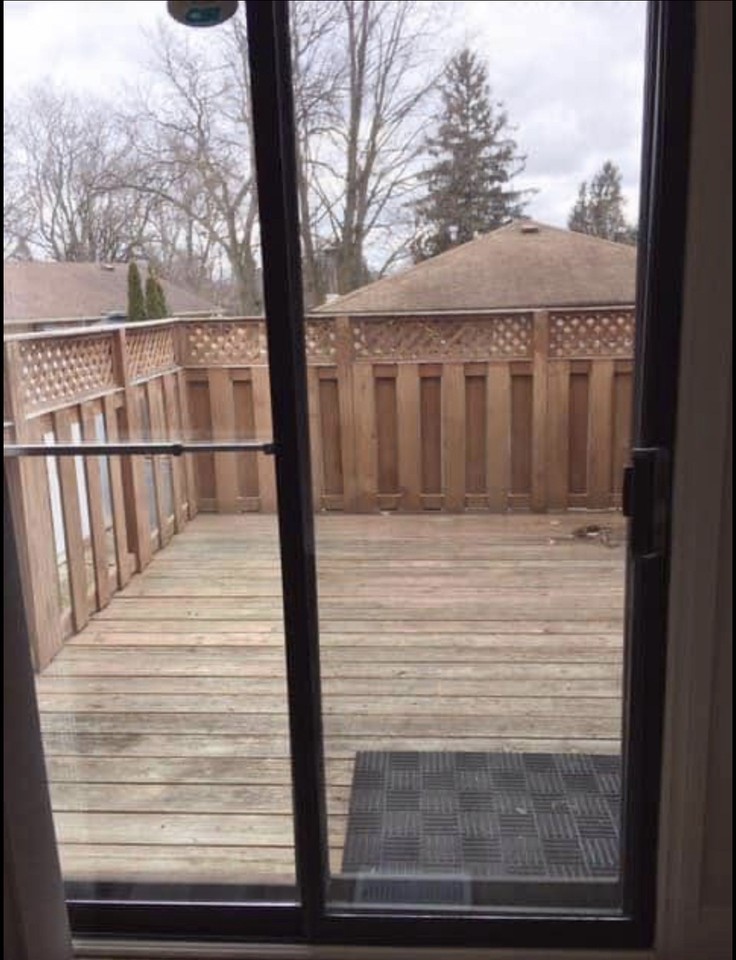 Palmerston Ave - Photo 2 of 10