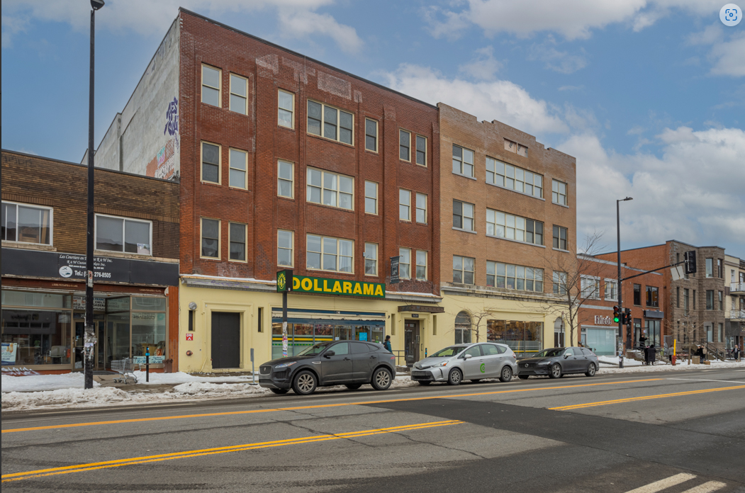 5638 Avenue du Parc - Montréal - Photo 2 of 9