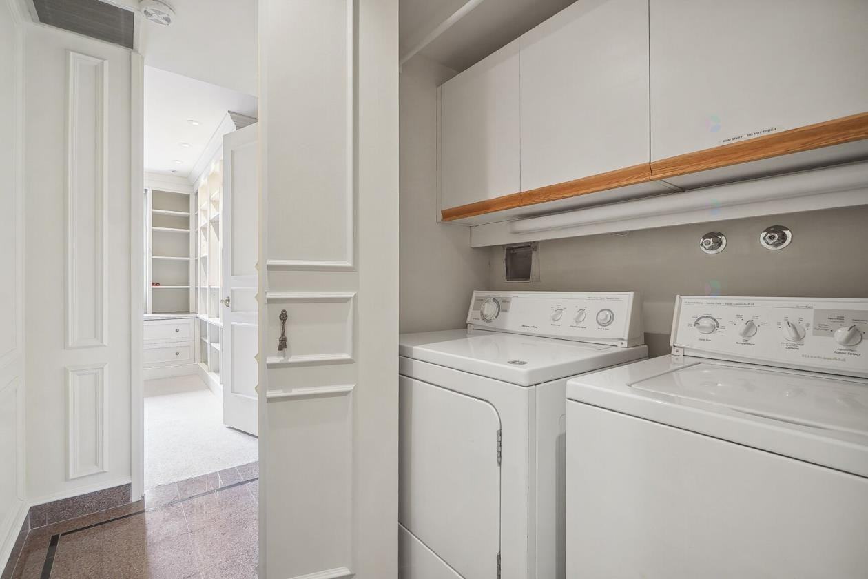 1515 Avenue du Docteur-Penfield #502 - Photo 7 of 13