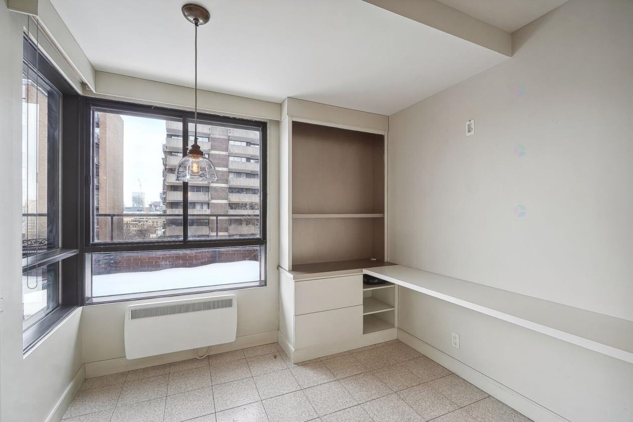 1515 Avenue du Docteur-Penfield #502 - Photo 6 of 13