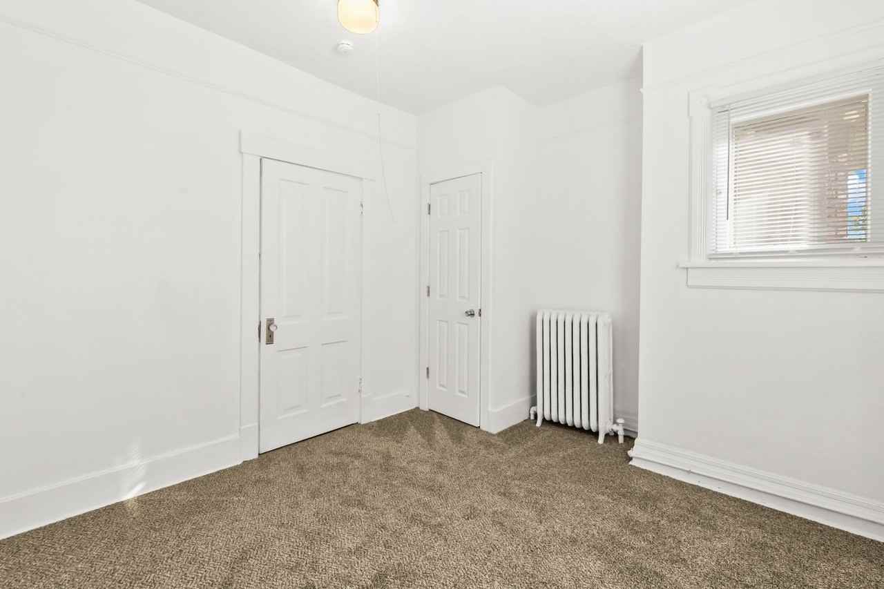 132 N 38th Ave - Photo 5 of 17