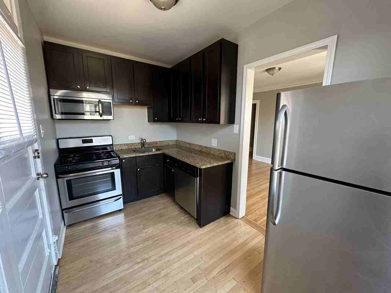 Castor Rosemont, LLC - Photo 4 of 17