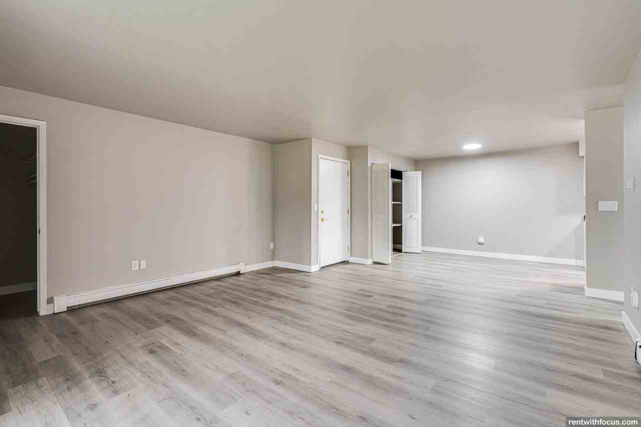 Calumet Grove - Photo 4 of 9
