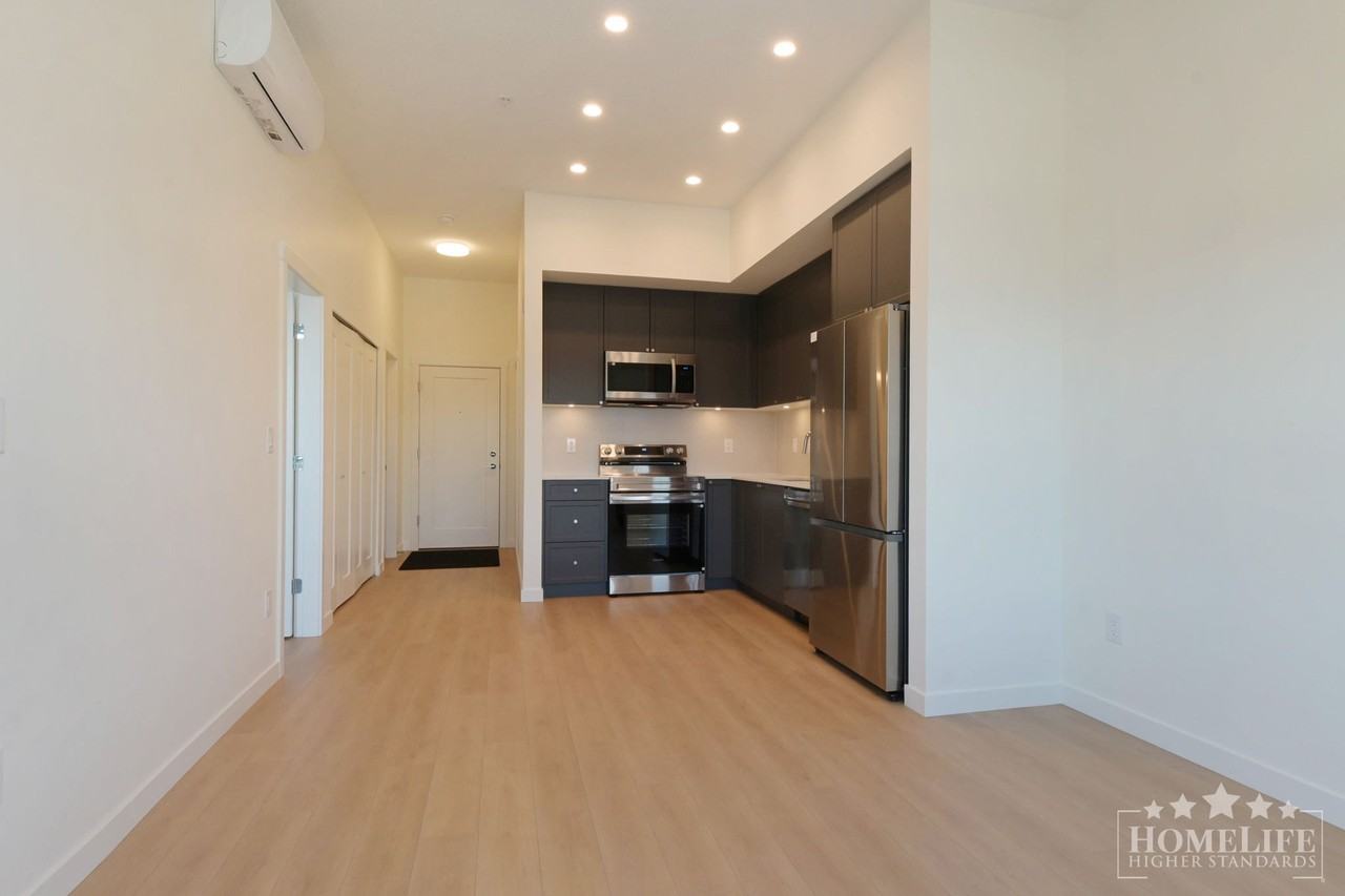 15780 Fraser Highway - Photo 4 of 30