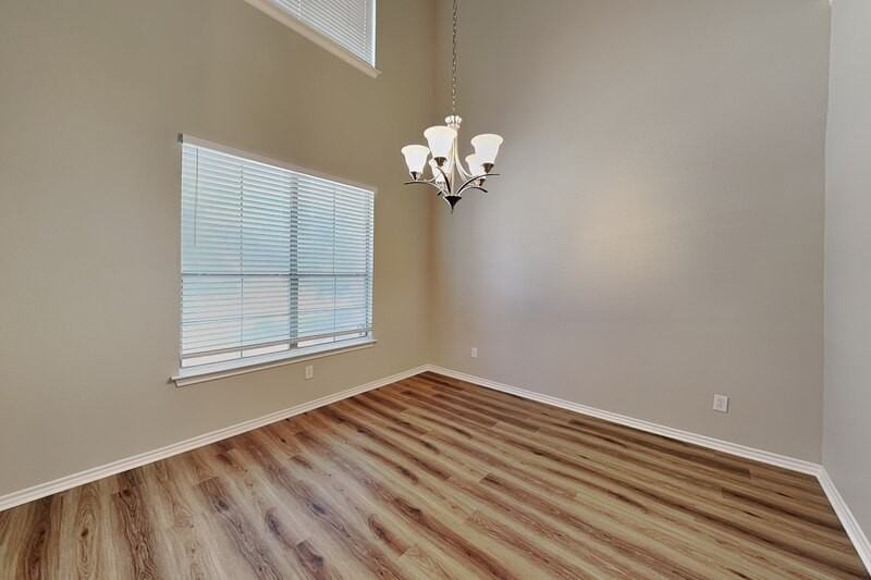 7601 Yearling Way - Photo 5 of 23
