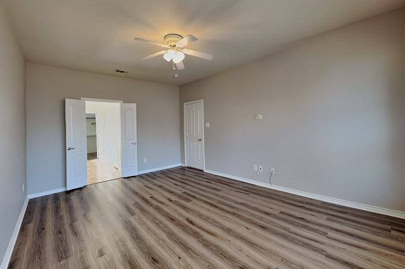 7601 Yearling Way - Photo 6 of 23