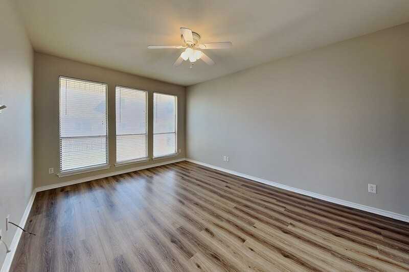 7601 Yearling Way - Photo 7 of 23